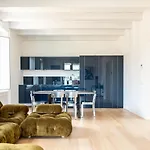 Luxurious Apartment With A Terrace