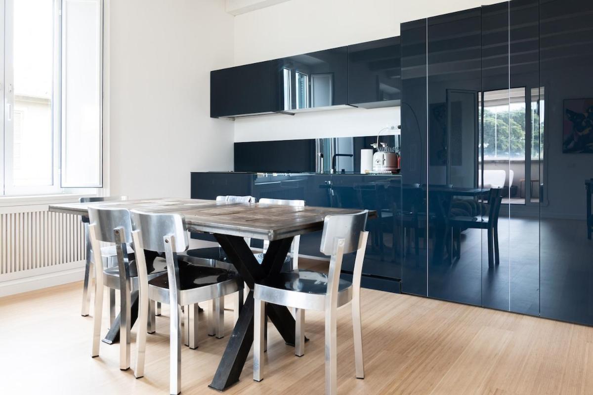 Luxurious With A Terrace Apartment *